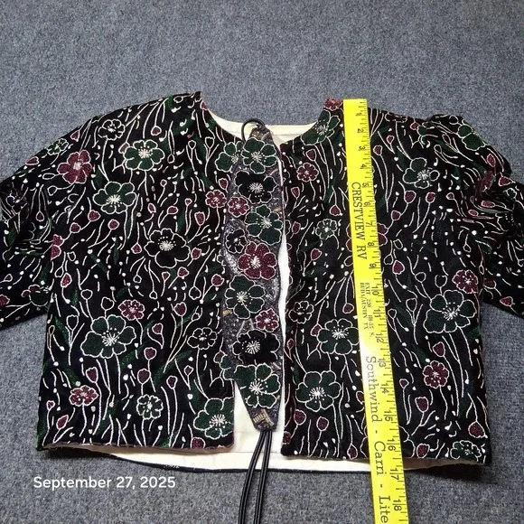 Sequin Jewelled Rodeo Cropped Blazer With Neck Guard - Picture 4 of 7